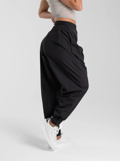 Silhouette pants